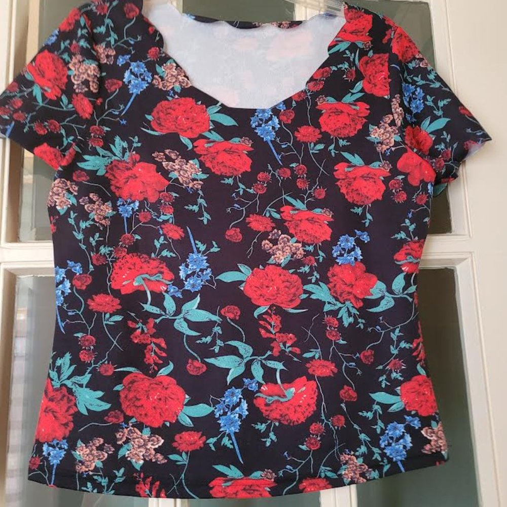 Shein short sleeved top.